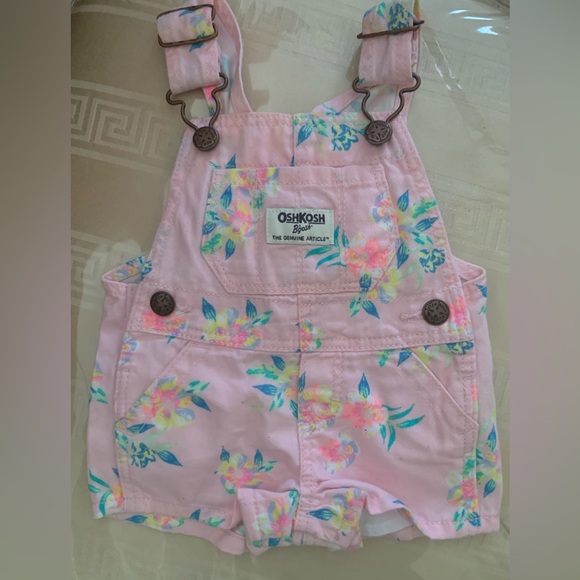 Baby Girl - Oshkosh B’Gosh Pink Floral Overalls - Size 3 Months - Like New! - Picture 1 of 1